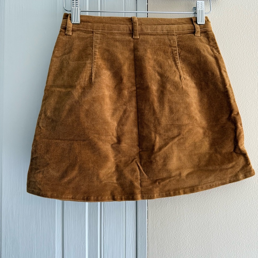 Brandy Melville Womens Corduroy Button Mini Skirt Size Small Brown Made in Italy - Picture 2 of 7